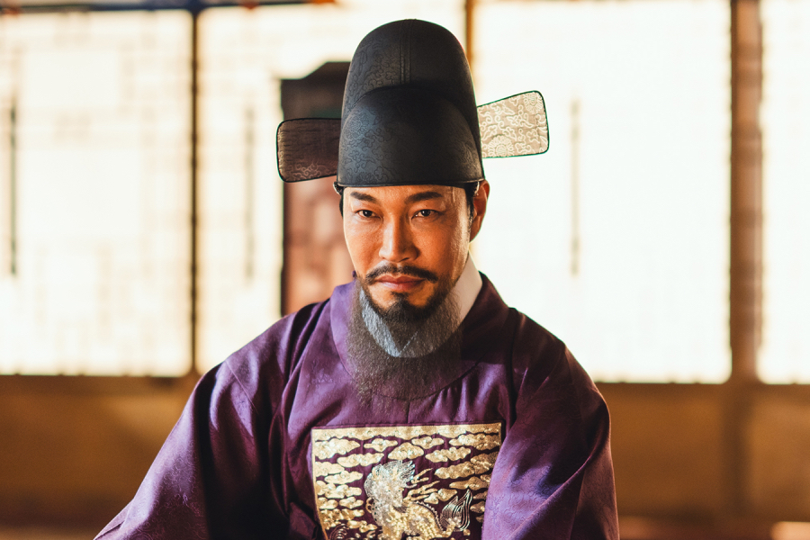 Choi Gwi Hwa é um príncipe com fome de poder em "Bon Appétit, Sua Majestade"