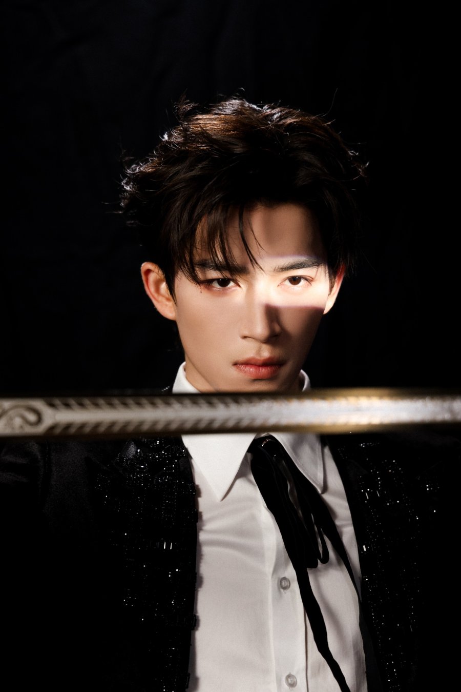 Wang Xing Yue se torna 'The Wanted Detective' no novo thriller histórico chinês