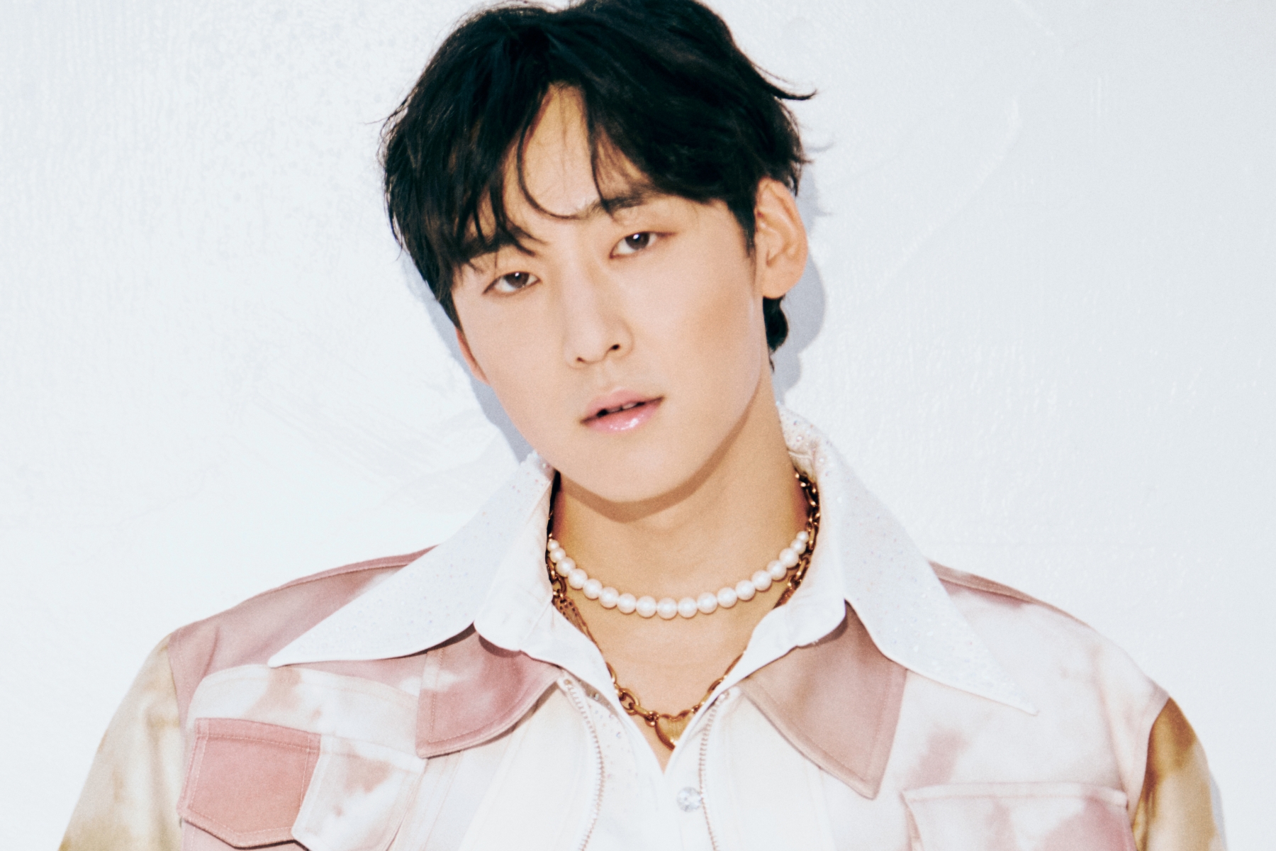 Kevin Woo do “KPop Demon Hunters” e U-KISS assinam com a UTA