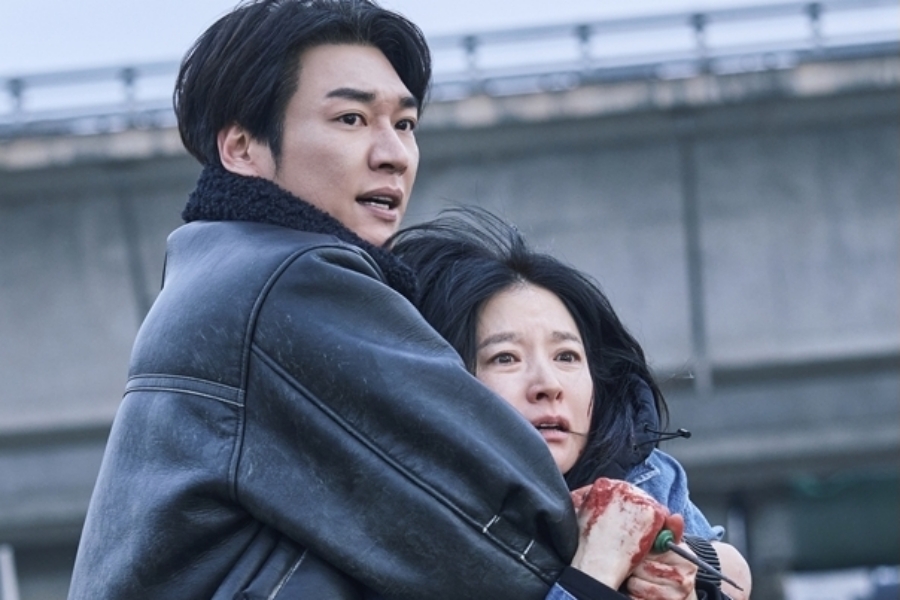 Lee Young Ae é feito refém no final de suspense de “Walking On Thin Ice”