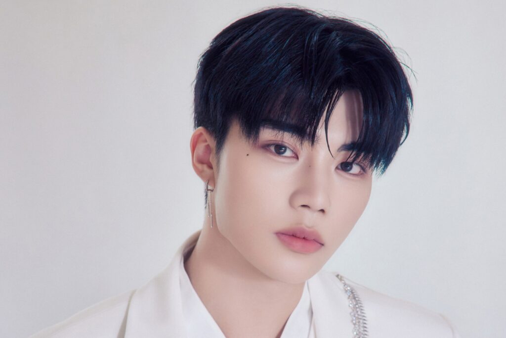 Park Gun Wook do ZEROBASEONE doa para ajudar crianças carentes em seu aniversário